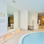Let's Sea - 2 Bedroom - Premium Baltic With Front Sea View Garden And Access Gąski