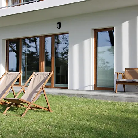 Let's Sea - 2 Bedroom - Premium Baltic With Front Sea View Garden And Access Гонски