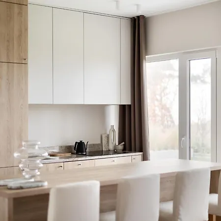 Апартаменты Let's Sea - 2 Bedroom - Premium Baltic With Front Sea View Garden And Access Гонски