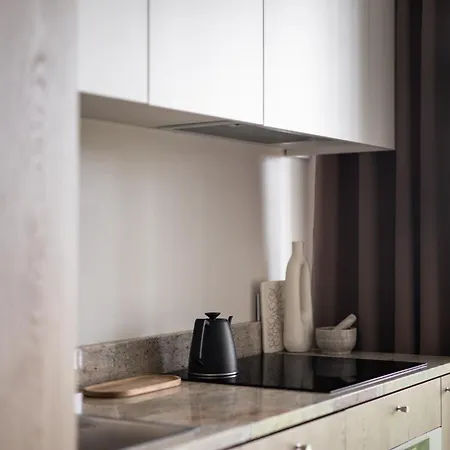 Let's Sea - 2 Bedroom - Premium Baltic With Front Sea View Garden And Access Апартаменты Гонски