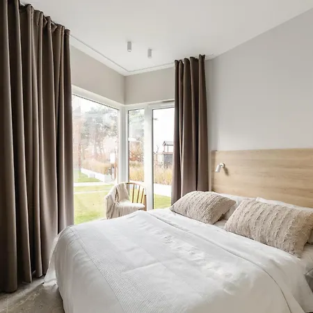 Let's Sea - 2 Bedroom - Premium Baltic With Front Sea View Garden And Access Апартаменты *